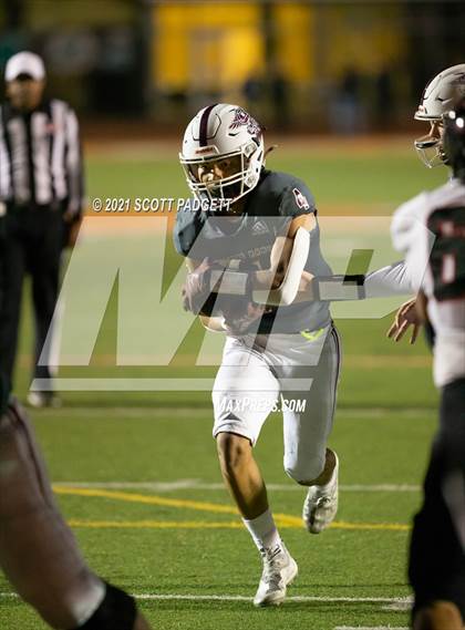 Thumbnail 3 in La Jolla vs. Scripps Ranch (CIF SDS D2 Championship) photogallery.