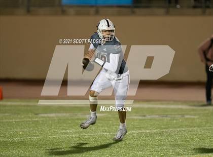 Thumbnail 2 in La Jolla vs. Scripps Ranch (CIF SDS D2 Championship) photogallery.