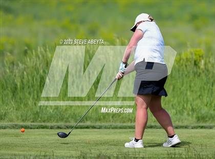 Thumbnail 2 in CHSAA 5A State Championship photogallery.