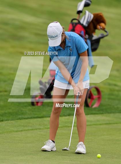 Thumbnail 1 in CHSAA 5A State Championship photogallery.