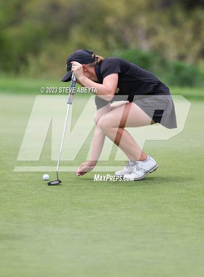Thumbnail 3 in CHSAA 5A State Championship photogallery.