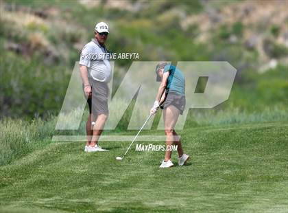 Thumbnail 2 in CHSAA 5A State Championship photogallery.