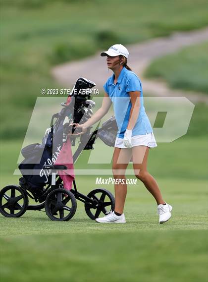 Thumbnail 1 in CHSAA 5A State Championship photogallery.