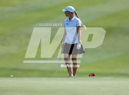 Thumbnail 3 in CHSAA 5A State Championship photogallery.