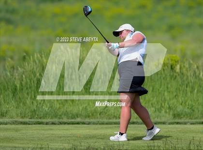 Thumbnail 1 in CHSAA 5A State Championship photogallery.
