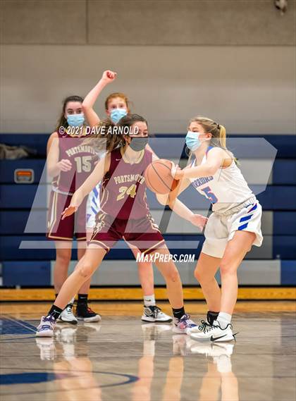 Thumbnail 3 in Winnacunnet vs. Portsmouth (NHIAA Divison1 1st Round) photogallery.