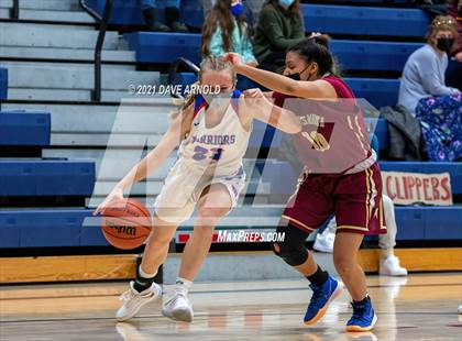 Thumbnail 2 in Winnacunnet vs. Portsmouth (NHIAA Divison1 1st Round) photogallery.