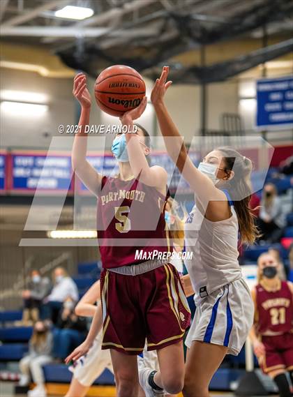 Thumbnail 1 in Winnacunnet vs. Portsmouth (NHIAA Divison1 1st Round) photogallery.