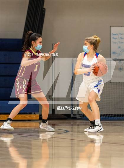 Thumbnail 2 in Winnacunnet vs. Portsmouth (NHIAA Divison1 1st Round) photogallery.