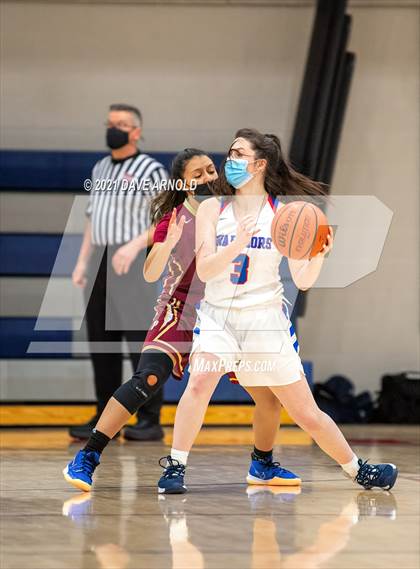 Thumbnail 2 in Winnacunnet vs. Portsmouth (NHIAA Divison1 1st Round) photogallery.