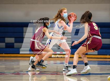 Thumbnail 2 in Winnacunnet vs. Portsmouth (NHIAA Divison1 1st Round) photogallery.