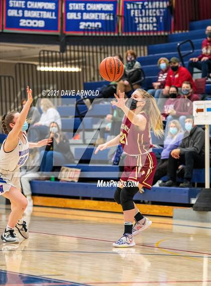 Thumbnail 3 in Winnacunnet vs. Portsmouth (NHIAA Divison1 1st Round) photogallery.