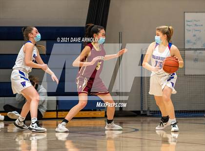 Thumbnail 3 in Winnacunnet vs. Portsmouth (NHIAA Divison1 1st Round) photogallery.