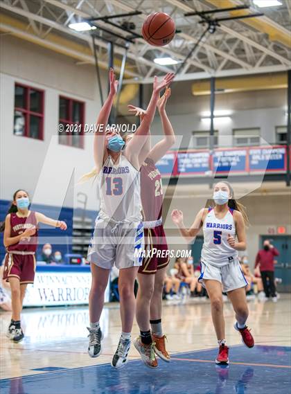 Thumbnail 2 in Winnacunnet vs. Portsmouth (NHIAA Divison1 1st Round) photogallery.