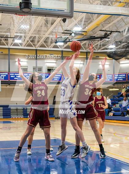 Thumbnail 1 in Winnacunnet vs. Portsmouth (NHIAA Divison1 1st Round) photogallery.
