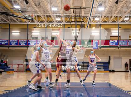 Thumbnail 3 in Winnacunnet vs. Portsmouth (NHIAA Divison1 1st Round) photogallery.