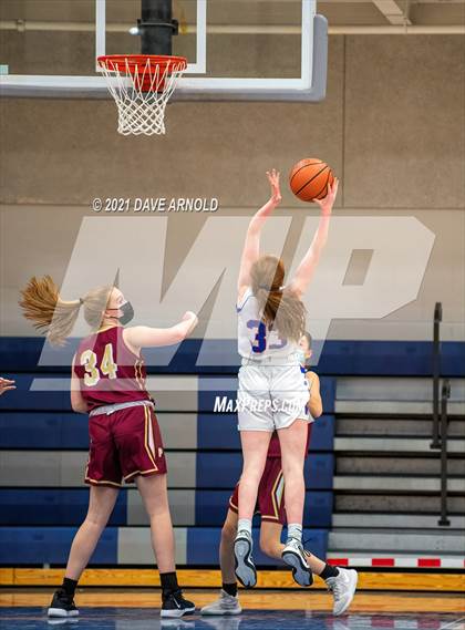 Thumbnail 1 in Winnacunnet vs. Portsmouth (NHIAA Divison1 1st Round) photogallery.