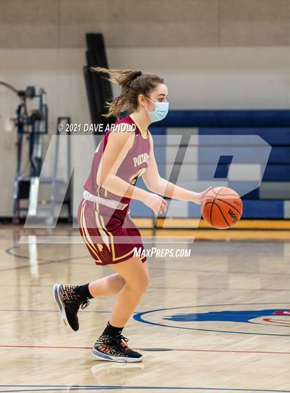 Thumbnail 3 in Winnacunnet vs. Portsmouth (NHIAA Divison1 1st Round) photogallery.