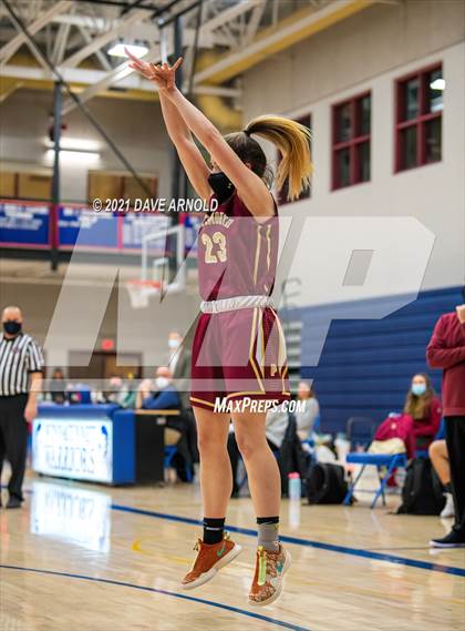 Thumbnail 3 in Winnacunnet vs. Portsmouth (NHIAA Divison1 1st Round) photogallery.