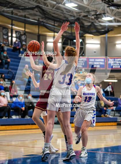 Thumbnail 2 in Winnacunnet vs. Portsmouth (NHIAA Divison1 1st Round) photogallery.