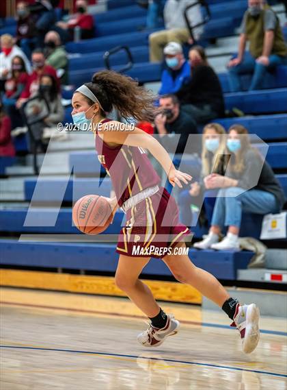 Thumbnail 2 in Winnacunnet vs. Portsmouth (NHIAA Divison1 1st Round) photogallery.