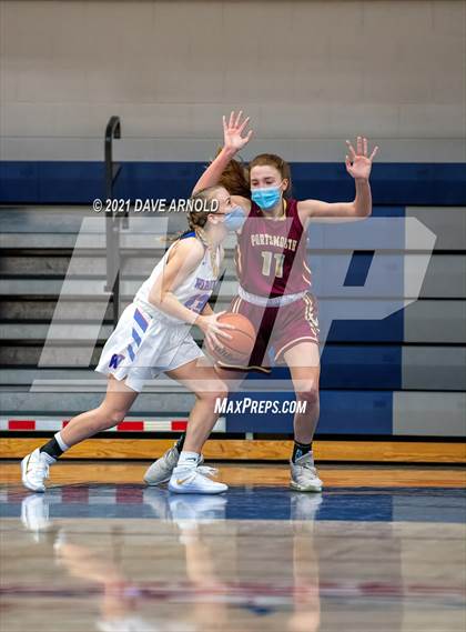 Thumbnail 2 in Winnacunnet vs. Portsmouth (NHIAA Divison1 1st Round) photogallery.