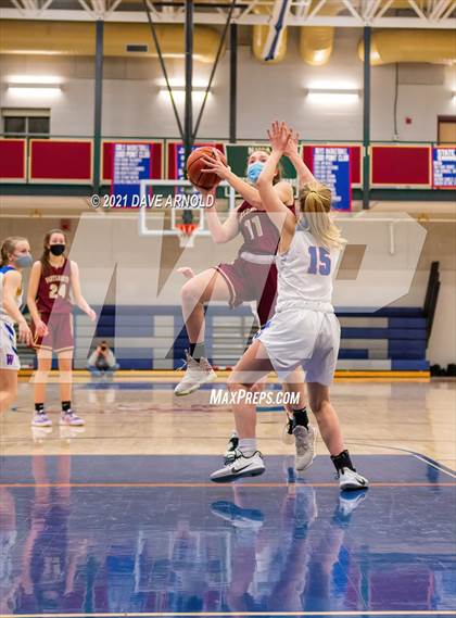 Thumbnail 2 in Winnacunnet vs. Portsmouth (NHIAA Divison1 1st Round) photogallery.