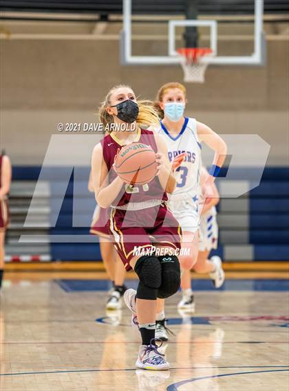Thumbnail 1 in Winnacunnet vs. Portsmouth (NHIAA Divison1 1st Round) photogallery.