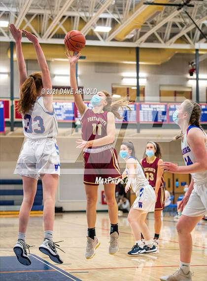 Thumbnail 2 in Winnacunnet vs. Portsmouth (NHIAA Divison1 1st Round) photogallery.