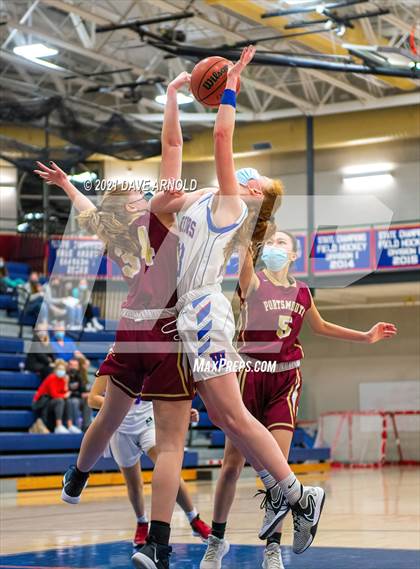 Thumbnail 2 in Winnacunnet vs. Portsmouth (NHIAA Divison1 1st Round) photogallery.