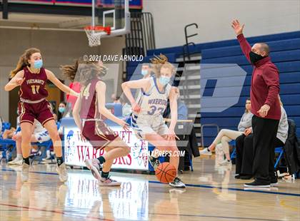Thumbnail 3 in Winnacunnet vs. Portsmouth (NHIAA Divison1 1st Round) photogallery.