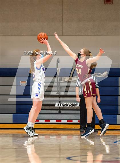 Thumbnail 1 in Winnacunnet vs. Portsmouth (NHIAA Divison1 1st Round) photogallery.