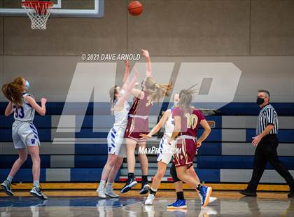 Thumbnail 2 in Winnacunnet vs. Portsmouth (NHIAA Divison1 1st Round) photogallery.
