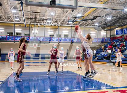 Thumbnail 1 in Winnacunnet vs. Portsmouth (NHIAA Divison1 1st Round) photogallery.