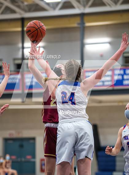Thumbnail 3 in Winnacunnet vs. Portsmouth (NHIAA Divison1 1st Round) photogallery.