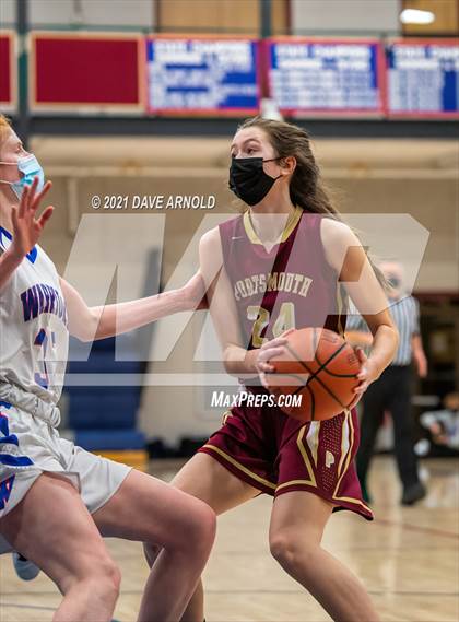 Thumbnail 3 in Winnacunnet vs. Portsmouth (NHIAA Divison1 1st Round) photogallery.