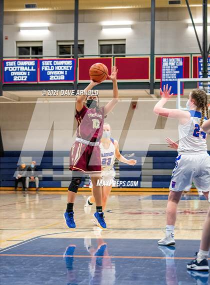 Thumbnail 3 in Winnacunnet vs. Portsmouth (NHIAA Divison1 1st Round) photogallery.