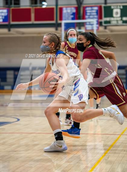 Thumbnail 3 in Winnacunnet vs. Portsmouth (NHIAA Divison1 1st Round) photogallery.