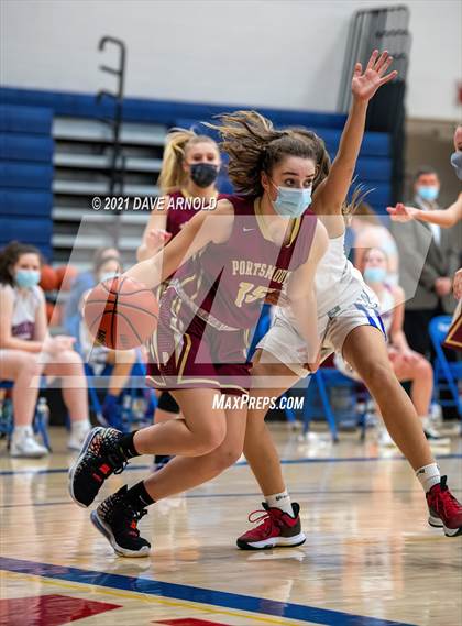 Thumbnail 2 in Winnacunnet vs. Portsmouth (NHIAA Divison1 1st Round) photogallery.