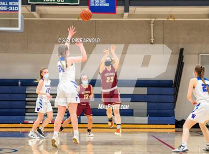 Thumbnail 3 in Winnacunnet vs. Portsmouth (NHIAA Divison1 1st Round) photogallery.