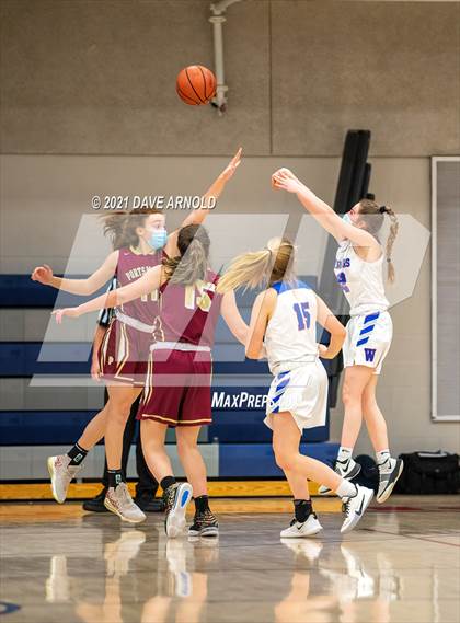 Thumbnail 3 in Winnacunnet vs. Portsmouth (NHIAA Divison1 1st Round) photogallery.