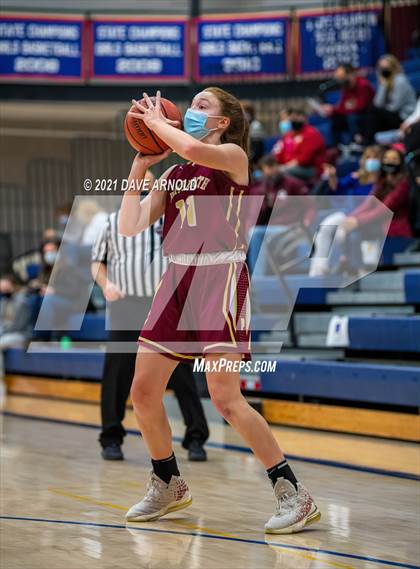 Thumbnail 1 in Winnacunnet vs. Portsmouth (NHIAA Divison1 1st Round) photogallery.