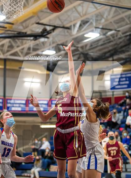 Thumbnail 3 in Winnacunnet vs. Portsmouth (NHIAA Divison1 1st Round) photogallery.