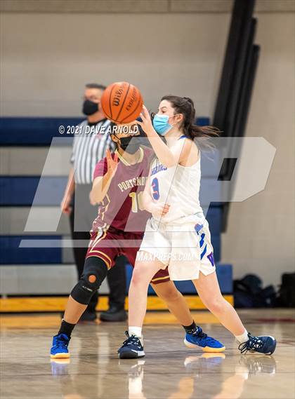 Thumbnail 3 in Winnacunnet vs. Portsmouth (NHIAA Divison1 1st Round) photogallery.