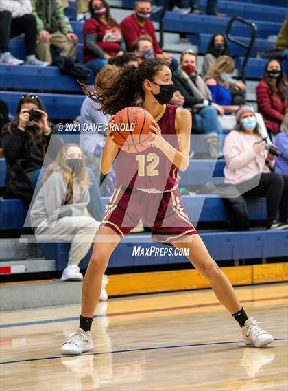Thumbnail 3 in Winnacunnet vs. Portsmouth (NHIAA Divison1 1st Round) photogallery.