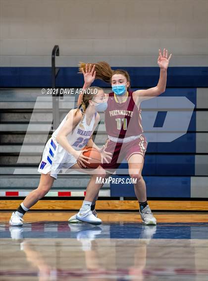 Thumbnail 1 in Winnacunnet vs. Portsmouth (NHIAA Divison1 1st Round) photogallery.
