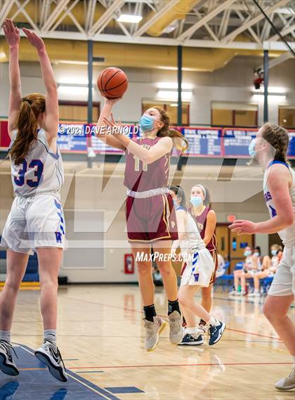 Thumbnail 1 in Winnacunnet vs. Portsmouth (NHIAA Divison1 1st Round) photogallery.