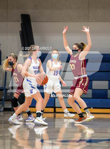 Thumbnail 1 in Winnacunnet vs. Portsmouth (NHIAA Divison1 1st Round) photogallery.