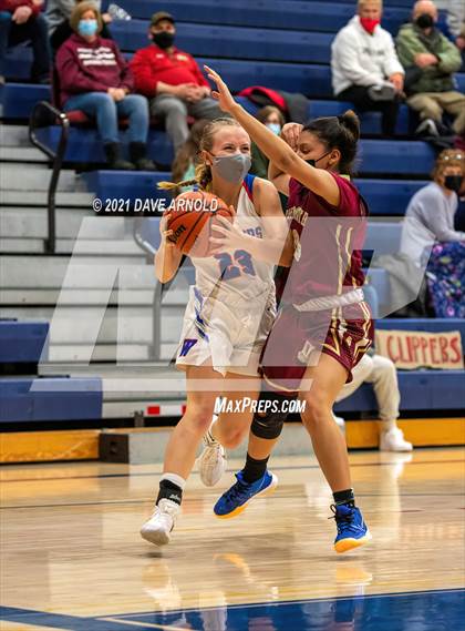 Thumbnail 2 in Winnacunnet vs. Portsmouth (NHIAA Divison1 1st Round) photogallery.