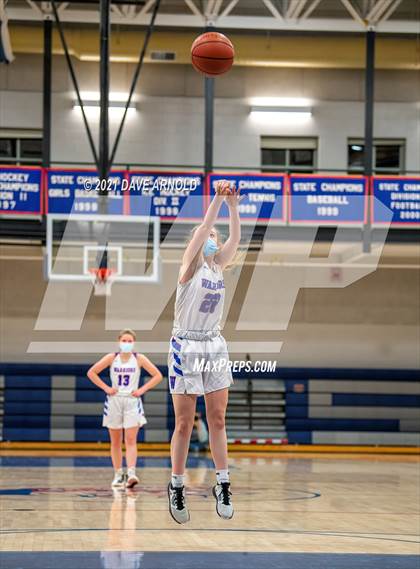 Thumbnail 2 in Winnacunnet vs. Portsmouth (NHIAA Divison1 1st Round) photogallery.